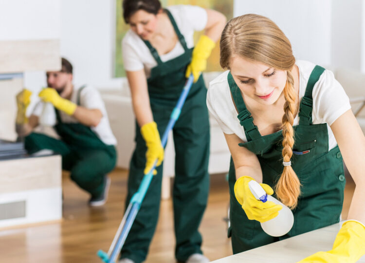 Beneficios de recurrir a los servicios de una empresa de limpieza